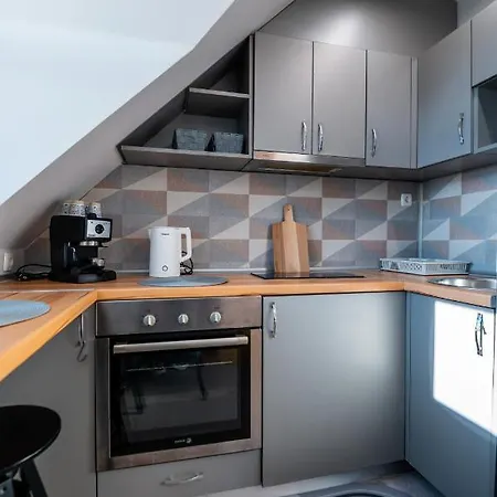 Lägenhet Cosy 1bd Flat With A Lovely Balcony