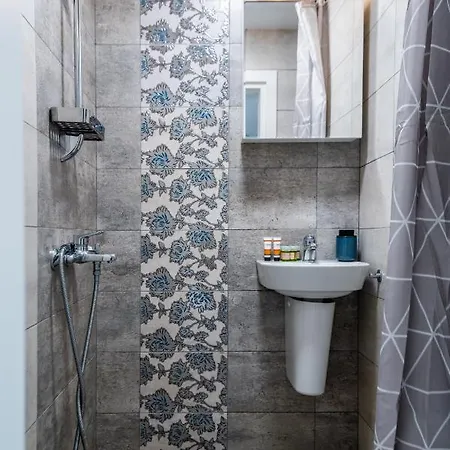 Cosy 1bd Flat With A Lovely Balcony Apartment Sofia