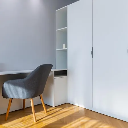 شقة Cosy 1bd Flat With A Lovely Balcony